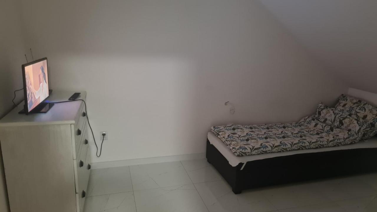 Naworol 5 Appartement Szczecin Buitenkant foto